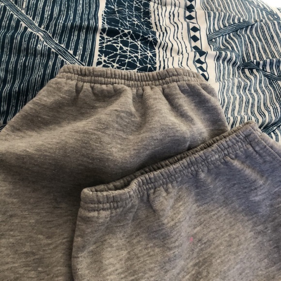 Baggy Sweatpants - Picture 5 of 5